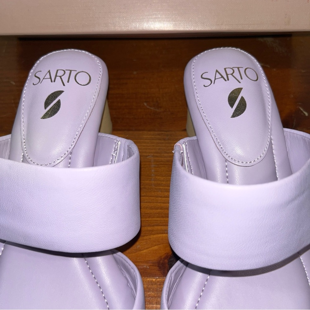Women's Franco Sarto Soft Leather Lavender Sandals - Picture 4 of 8